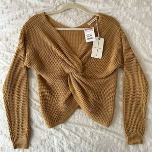 Moon & Madison Mustard Cropped Sweater with Knotted Front • SMALL